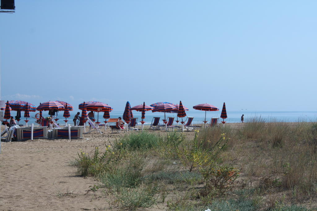 ואסטו Hotel Lido מראה חיצוני תמונה
